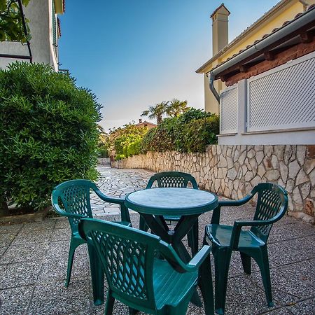 Villa Vosilla Apartments Црес Экстерьер фото